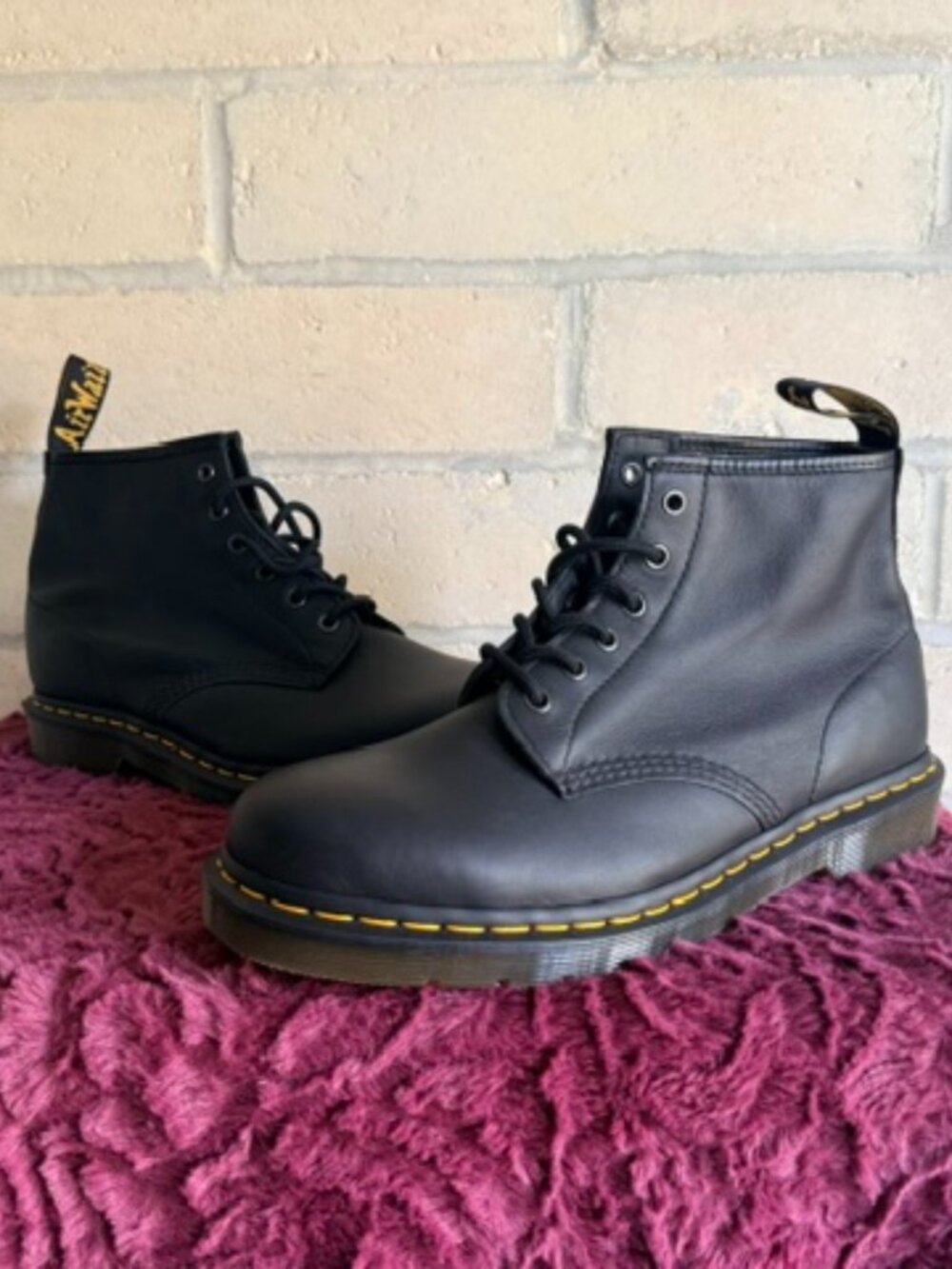 Dr. Martens 101 black short boot sz US W 11 / M 10 / UK 9 - unworn
